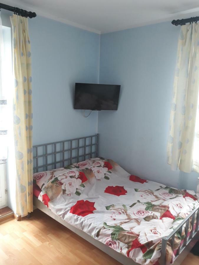 Uniejow Pensjonat Pod Milorzebem Exterior foto